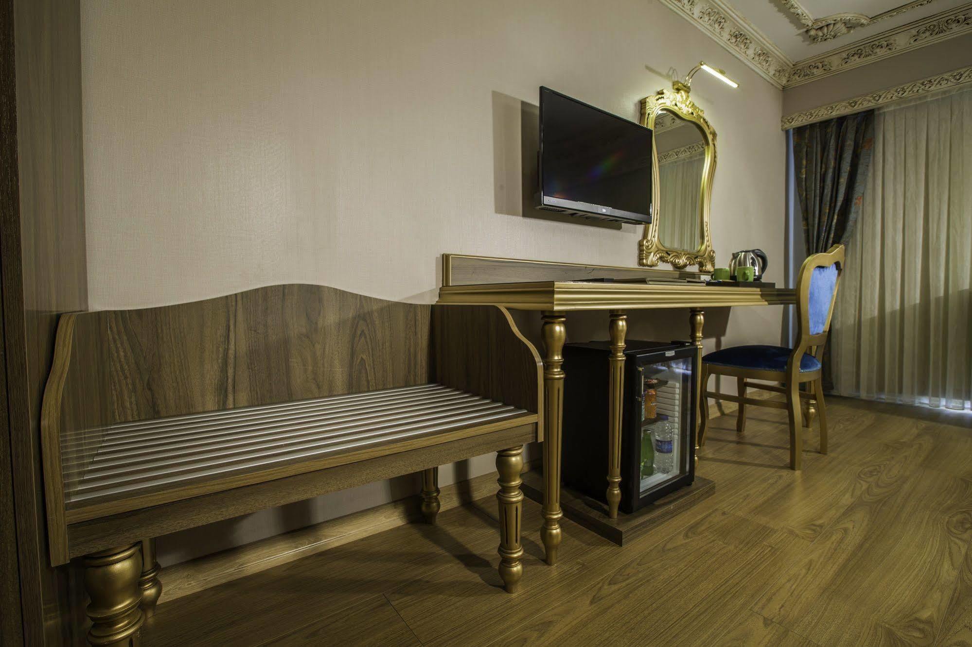 Phosphorion Hotel Istanbul Exterior foto A room at the hotel